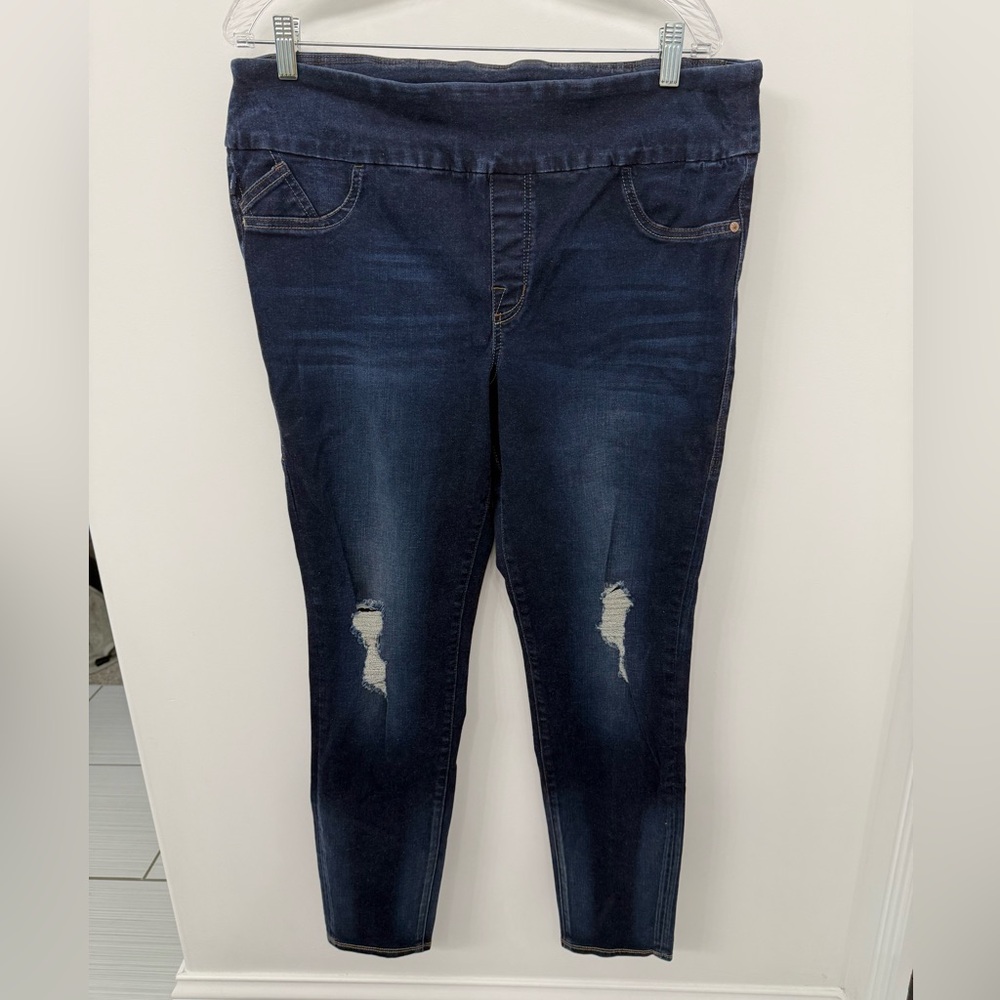 Rock & Republic Dark Blue Distressed Jeggings